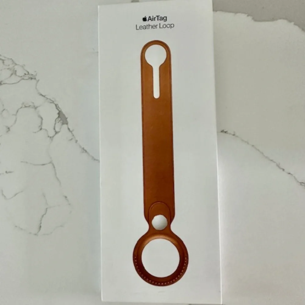 NIB Official Apple AirTag Leather Loop Case Saddle Brown Genuine Leather